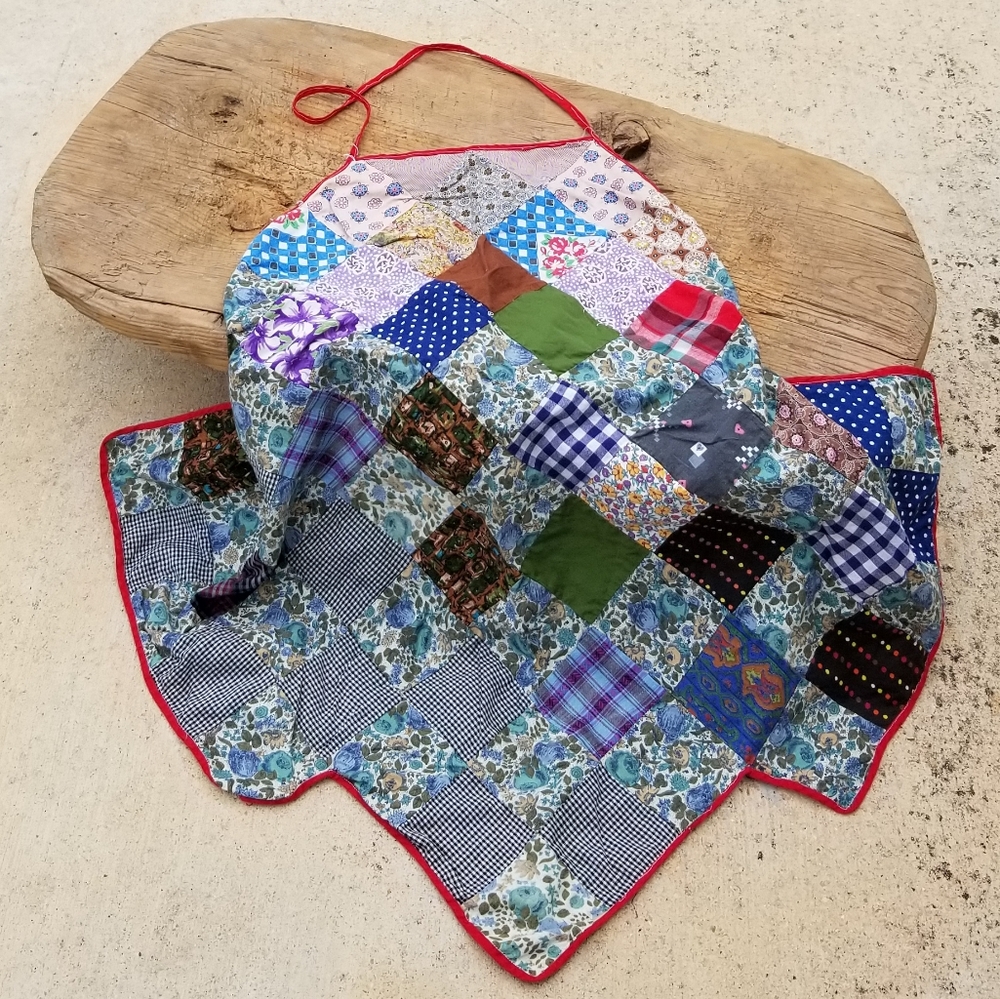 Vintage patchwork apron - Picture 1 of 7